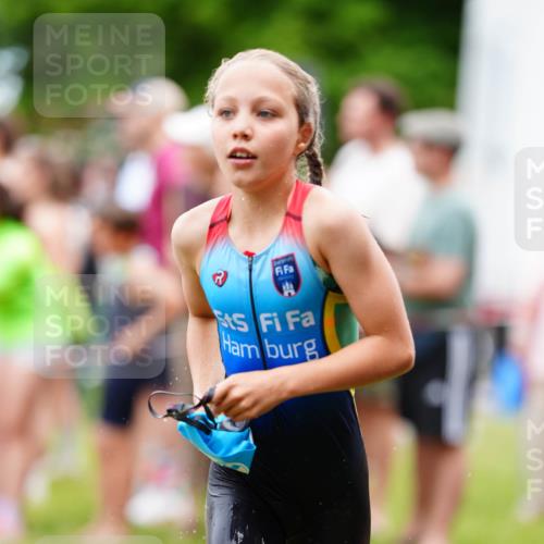 21.06.2026 - 29. Vierlanden-Triathlon LAZAROV Photography http://msf.ph/oto/9867248 21.06.2026 14:49:03 Schwimmen  meine-sportfotos.de