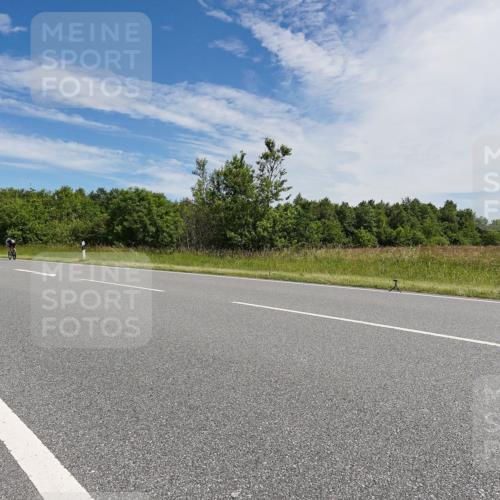 21.06.2026 - Viking Triathlon Michael Burmester http://msf.ph/oto/9867249 21.06.2026 11:37:58 Radfahren 13, 13, 30, 48, 54, 170, 200, 249, 251, 310, 323, 343, 352, 391, 404, 472, 534, 543, 568, 620, 635 meine-sportfotos.de