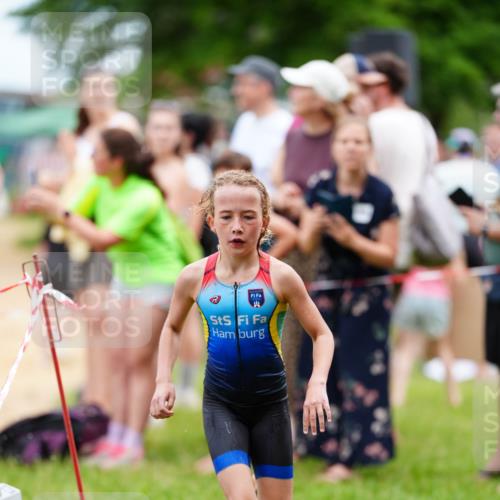 21.06.2026 - 29. Vierlanden-Triathlon LAZAROV Photography http://msf.ph/oto/9867251 21.06.2026 14:49:06 Schwimmen  meine-sportfotos.de