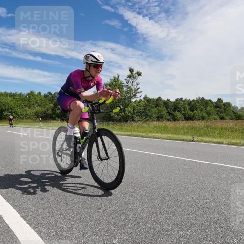 21.06.2026 - Viking Triathlon Michael Burmester http://msf.ph/oto/9867256 21.06.2026 11:38:04 Radfahren 13, 17, 30, 48, 54, 170, 200, 230, 238, 249, 251, 310, 343, 352, 391, 444, 472, 534, 568, 620, 635 meine-sportfotos.de