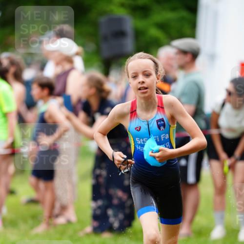 21.06.2026 - 29. Vierlanden-Triathlon LAZAROV Photography http://msf.ph/oto/9867269 21.06.2026 14:49:16 Schwimmen  meine-sportfotos.de