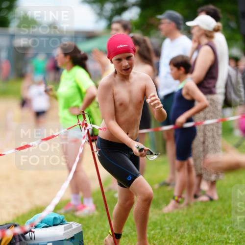 21.06.2026 - 29. Vierlanden-Triathlon LAZAROV Photography http://msf.ph/oto/9867283 21.06.2026 14:49:38 Schwimmen  meine-sportfotos.de