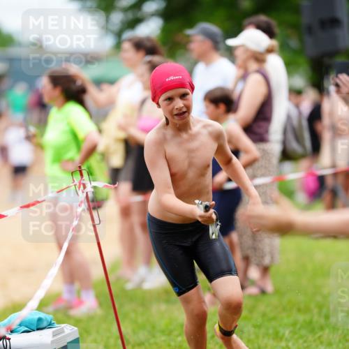 21.06.2026 - 29. Vierlanden-Triathlon LAZAROV Photography http://msf.ph/oto/9867285 21.06.2026 14:49:38 Schwimmen  meine-sportfotos.de