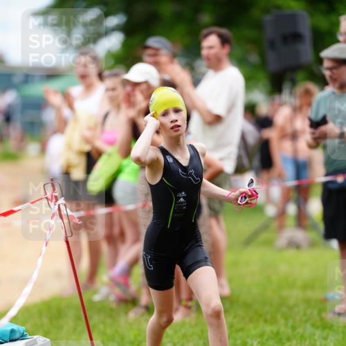 21.06.2026 - 29. Vierlanden-Triathlon LAZAROV Photography http://msf.ph/oto/9867317 21.06.2026 14:50:11 Schwimmen  meine-sportfotos.de