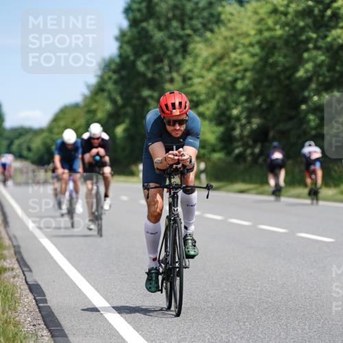 21.06.2026 - Viking Triathlon Michael Burmester http://msf.ph/oto/9867334 21.06.2026 12:17:55 Radfahren 200, 253, 285, 354, 354, 363, 404, 439, 440, 458, 461, 520, 539, 550, 568, 576, 604 meine-sportfotos.de