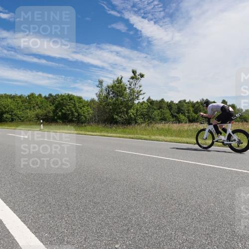 21.06.2026 - Viking Triathlon Michael Burmester http://msf.ph/oto/9867341 21.06.2026 11:38:40 Radfahren 1, 43, 82, 100, 139, 164, 171, 208, 268, 285, 469, 494, 563, 605, 638, 648 meine-sportfotos.de