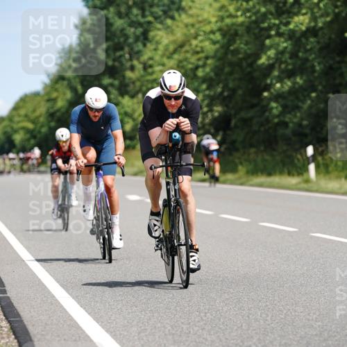 21.06.2026 - Viking Triathlon Michael Burmester http://msf.ph/oto/9867344 21.06.2026 12:17:56 Radfahren 200, 253, 285, 354, 354, 363, 404, 439, 440, 458, 461, 520, 539, 550, 568, 576, 604 meine-sportfotos.de