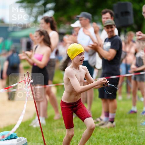 21.06.2026 - 29. Vierlanden-Triathlon LAZAROV Photography http://msf.ph/oto/9867353 21.06.2026 14:50:44 Schwimmen  meine-sportfotos.de