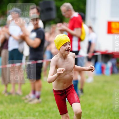 21.06.2026 - 29. Vierlanden-Triathlon LAZAROV Photography http://msf.ph/oto/9867358 21.06.2026 14:50:45 Schwimmen  meine-sportfotos.de