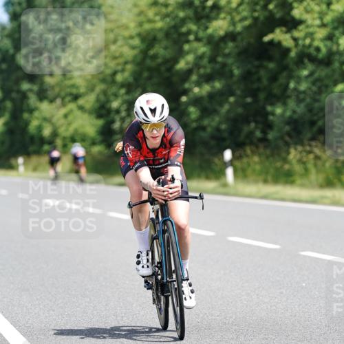 21.06.2026 - Viking Triathlon Michael Burmester http://msf.ph/oto/9867370 21.06.2026 12:17:59 Radfahren 200, 253, 285, 354, 354, 363, 404, 439, 440, 458, 461, 520, 539, 568, 576, 604, 636 meine-sportfotos.de