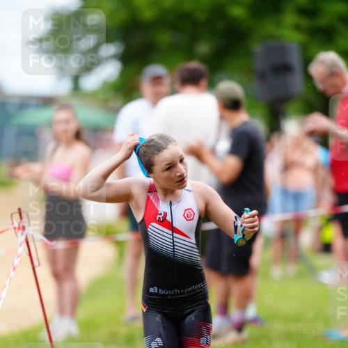 21.06.2026 - 29. Vierlanden-Triathlon LAZAROV Photography http://msf.ph/oto/9867386 21.06.2026 14:51:14 Schwimmen 1318 meine-sportfotos.de