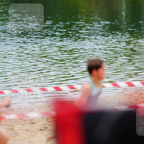 21.06.2026 - 29. Vierlanden-Triathlon LAZAROV Photography http://msf.ph/oto/9867397 21.06.2026 15:01:45 Schwimmen  meine-sportfotos.de