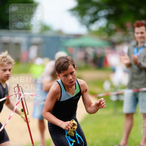 21.06.2026 - 29. Vierlanden-Triathlon LAZAROV Photography http://msf.ph/oto/9867413 21.06.2026 15:01:48 Schwimmen  meine-sportfotos.de