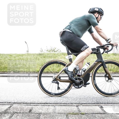 21.06.2026 - 29. Vierlanden-Triathlon H.Heesch http://msf.ph/oto/9867420 21.06.2026 10:33:28 Radfahren 42, 68, 147, 207, 235, 293 meine-sportfotos.de