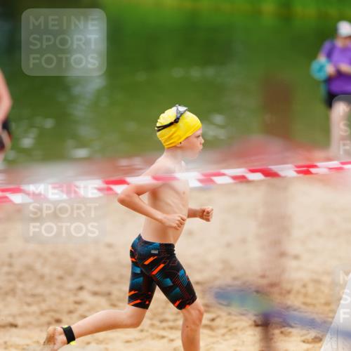 21.06.2026 - 29. Vierlanden-Triathlon LAZAROV Photography http://msf.ph/oto/9867426 21.06.2026 15:01:56 Schwimmen  meine-sportfotos.de