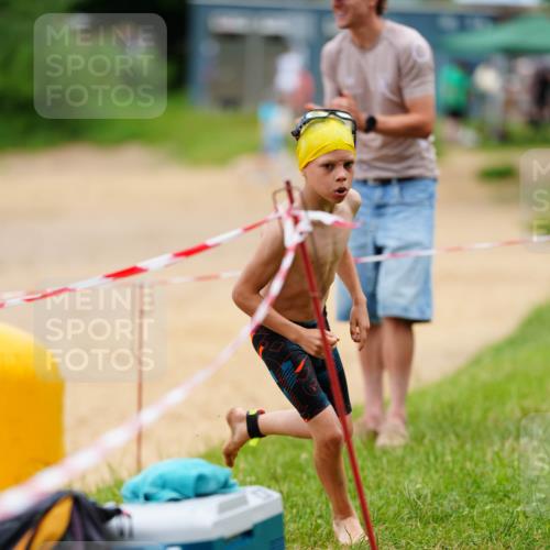 21.06.2026 - 29. Vierlanden-Triathlon LAZAROV Photography http://msf.ph/oto/9867431 21.06.2026 15:01:57 Schwimmen  meine-sportfotos.de