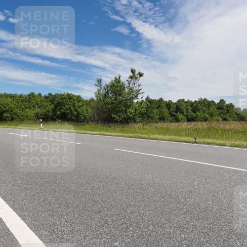 21.06.2026 - Viking Triathlon Michael Burmester http://msf.ph/oto/9867488 21.06.2026 11:39:20 Radfahren 51, 73, 98, 126, 273, 353, 358, 510, 523, 624, 625 meine-sportfotos.de