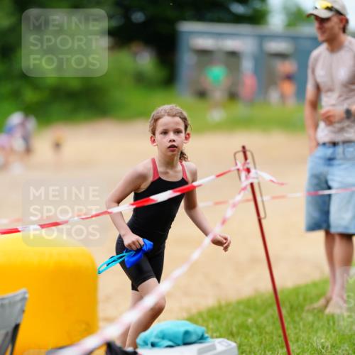 21.06.2026 - 29. Vierlanden-Triathlon LAZAROV Photography http://msf.ph/oto/9867500 21.06.2026 15:02:32 Schwimmen  meine-sportfotos.de