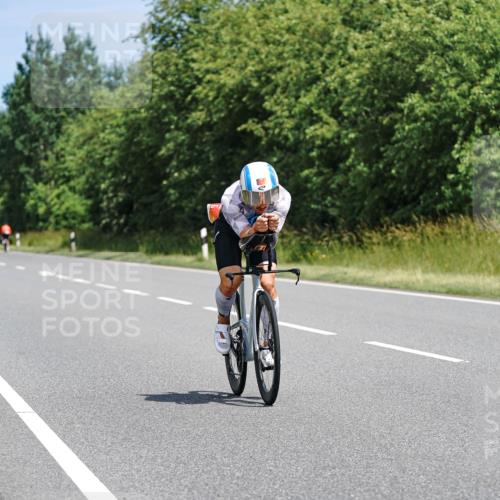 21.06.2026 - Viking Triathlon Michael Burmester http://msf.ph/oto/9867507 21.06.2026 12:18:33 Radfahren 5, 31, 43, 80, 82, 170, 391, 520, 623 meine-sportfotos.de