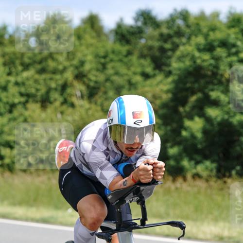 21.06.2026 - Viking Triathlon Michael Burmester http://msf.ph/oto/9867521 21.06.2026 12:18:33 Radfahren 5, 31, 43, 80, 82, 170, 391, 520, 623 meine-sportfotos.de