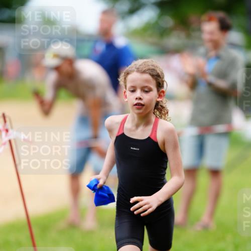 21.06.2026 - 29. Vierlanden-Triathlon LAZAROV Photography http://msf.ph/oto/9867524 21.06.2026 15:02:33 Schwimmen  meine-sportfotos.de