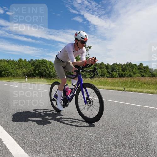 21.06.2026 - Viking Triathlon Michael Burmester http://msf.ph/oto/9867531 21.06.2026 11:39:24 Radfahren 51, 73, 98, 126, 223, 273, 353, 358, 510, 523, 624, 625 meine-sportfotos.de