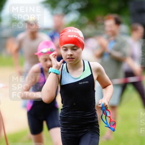 21.06.2026 - 29. Vierlanden-Triathlon LAZAROV Photography http://msf.ph/oto/9867542 21.06.2026 15:02:44 Schwimmen  meine-sportfotos.de