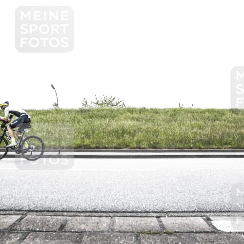 21.06.2026 - 29. Vierlanden-Triathlon H.Heesch http://msf.ph/oto/9867544 21.06.2026 10:34:57 Radfahren 122, 157, 317, 320, 334 meine-sportfotos.de