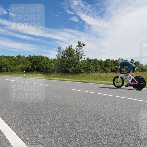 21.06.2026 - Viking Triathlon Michael Burmester http://msf.ph/oto/9867567 21.06.2026 11:39:53 Radfahren 2, 19, 21, 91, 173, 192, 194, 194, 313, 380 meine-sportfotos.de