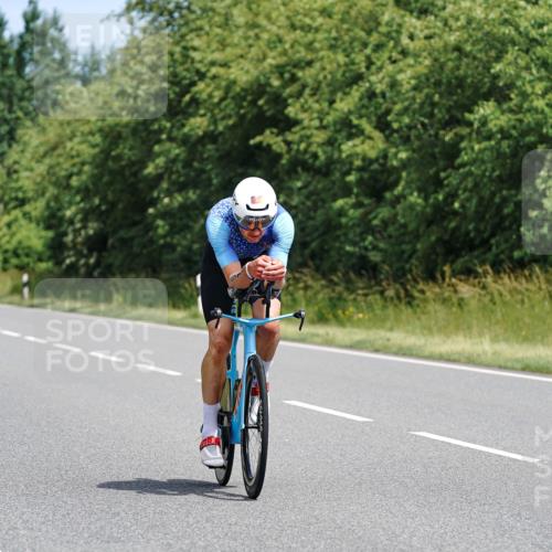 21.06.2026 - Viking Triathlon Michael Burmester http://msf.ph/oto/9867577 21.06.2026 12:18:57 Radfahren 31, 52, 170, 217, 233, 323, 325, 371, 452, 496, 516, 517 meine-sportfotos.de