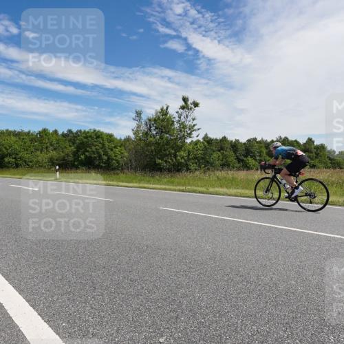 21.06.2026 - Viking Triathlon Michael Burmester http://msf.ph/oto/9867592 21.06.2026 11:40:00 Radfahren 21, 91, 173, 194, 313, 350, 380, 607, 639 meine-sportfotos.de