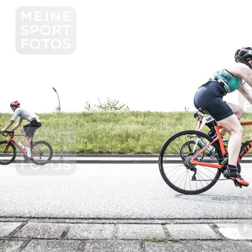 21.06.2026 - 29. Vierlanden-Triathlon H.Heesch http://msf.ph/oto/9867623 21.06.2026 10:36:09 Radfahren 34, 104, 243, 376, 589 meine-sportfotos.de