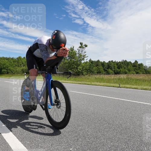 21.06.2026 - Viking Triathlon Michael Burmester http://msf.ph/oto/9867654 21.06.2026 11:40:38 Radfahren 7, 155, 161, 260, 342, 366, 425, 445, 465, 475, 554 meine-sportfotos.de