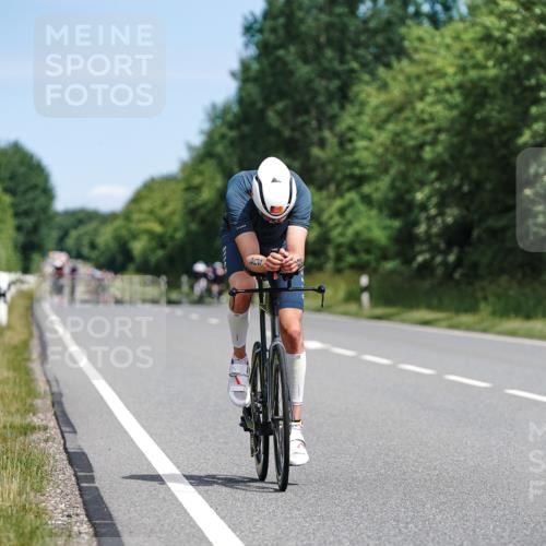 21.06.2026 - Viking Triathlon Michael Burmester http://msf.ph/oto/9867663 21.06.2026 12:19:29 Radfahren 30, 209, 343, 421, 425, 441, 443, 443, 472, 648, 656 meine-sportfotos.de