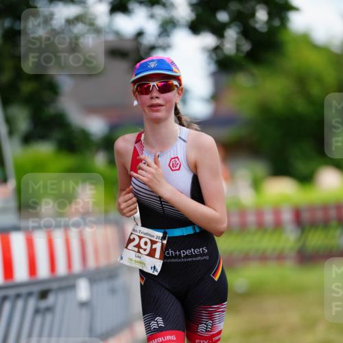 21.06.2026 - 29. Vierlanden-Triathlon LAZAROV Photography http://msf.ph/oto/9867691 21.06.2026 15:31:19 Ziel 201, 291 meine-sportfotos.de