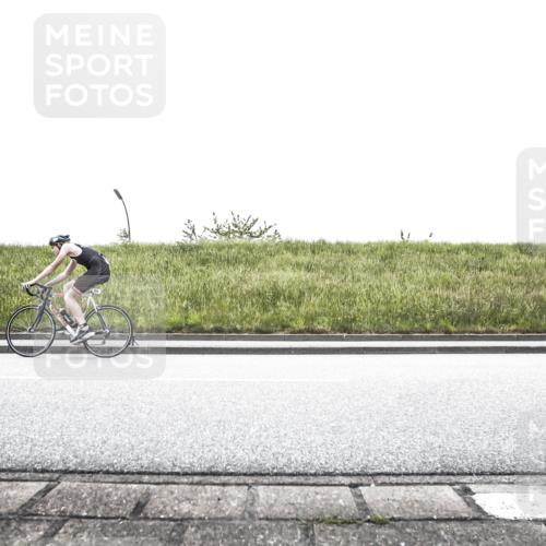 21.06.2026 - 29. Vierlanden-Triathlon H.Heesch http://msf.ph/oto/9867700 21.06.2026 10:37:30 Radfahren 216, 252, 267, 272, 379 meine-sportfotos.de