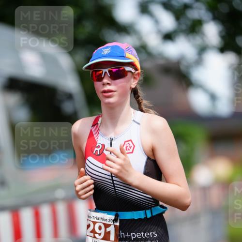 21.06.2026 - 29. Vierlanden-Triathlon LAZAROV Photography http://msf.ph/oto/9867701 21.06.2026 15:31:20 Ziel 20, 291, 4, 71 meine-sportfotos.de