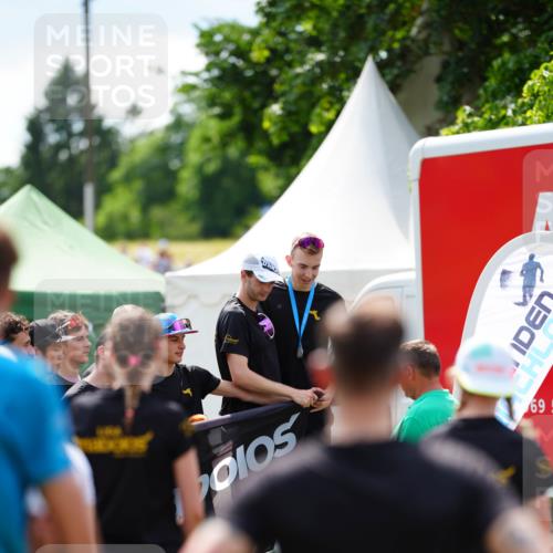 21.06.2026 - 29. Vierlanden-Triathlon LAZAROV Photography http://msf.ph/oto/9867715 21.06.2026 15:34:17 Ziel 695 meine-sportfotos.de