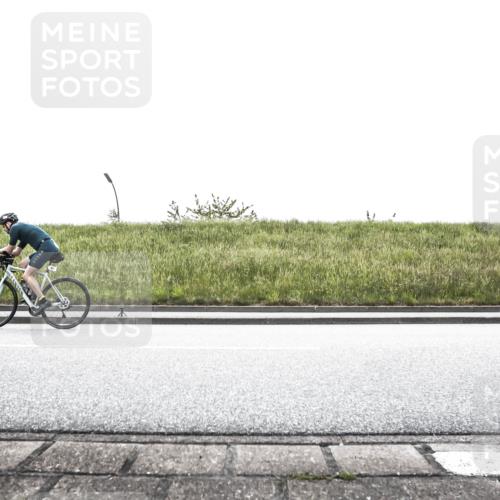 21.06.2026 - 29. Vierlanden-Triathlon H.Heesch http://msf.ph/oto/9867748 21.06.2026 10:37:57 Radfahren 20, 38, 67, 233, 303, 437 meine-sportfotos.de