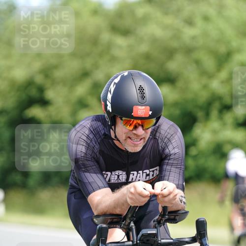 21.06.2026 - Viking Triathlon Michael Burmester http://msf.ph/oto/9867760 21.06.2026 12:20:55 Radfahren 13, 339, 344, 375, 395, 398, 400, 607, 628, 643 meine-sportfotos.de