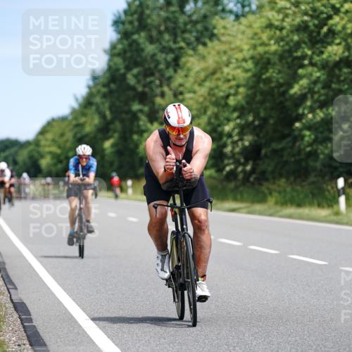 21.06.2026 - Viking Triathlon Michael Burmester http://msf.ph/oto/9867815 21.06.2026 12:21:34 Radfahren 100, 100, 102, 147, 161, 214, 214, 234, 249, 275, 399, 465, 475, 505, 508, 533, 624, 632, 650 meine-sportfotos.de
