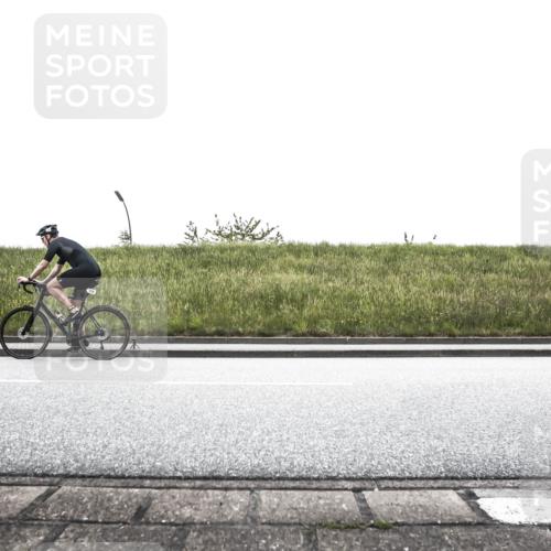 21.06.2026 - 29. Vierlanden-Triathlon H.Heesch http://msf.ph/oto/9867846 21.06.2026 10:40:56 Radfahren 39, 165, 180, 231, 269, 289, 301, 316 meine-sportfotos.de