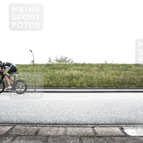 21.06.2026 - 29. Vierlanden-Triathlon H.Heesch http://msf.ph/oto/9867905 21.06.2026 10:42:04 Radfahren 424, 464, 473 meine-sportfotos.de