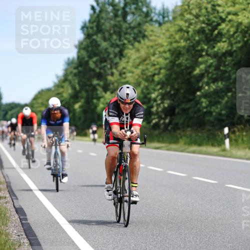 21.06.2026 - Viking Triathlon Michael Burmester http://msf.ph/oto/9867927 21.06.2026 12:21:53 Radfahren 41, 53, 83, 86, 100, 102, 202, 205, 219, 238, 239, 243, 321, 324, 341, 429, 456, 467, 469, 475, 505, 533, 624, 632, 645, 668, 670 meine-sportfotos.de