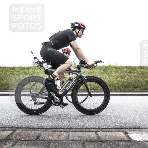 21.06.2026 - 29. Vierlanden-Triathlon H.Heesch http://msf.ph/oto/9867999 21.06.2026 10:43:15 Radfahren 19, 54, 167, 259, 260, 392, 443, 447, 448, 467 meine-sportfotos.de