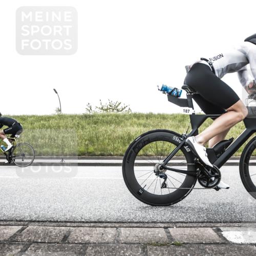 21.06.2026 - 29. Vierlanden-Triathlon H.Heesch http://msf.ph/oto/9868032 21.06.2026 10:43:27 Radfahren 96, 130, 156, 187, 447 meine-sportfotos.de