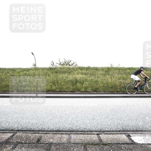 21.06.2026 - 29. Vierlanden-Triathlon H.Heesch http://msf.ph/oto/9868041 21.06.2026 10:43:36 Radfahren 103, 156, 224, 230 meine-sportfotos.de