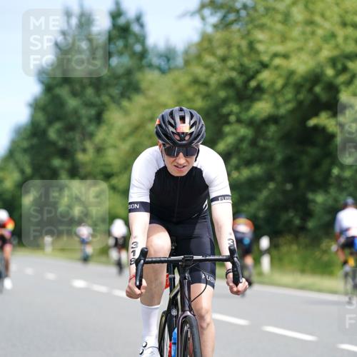 21.06.2026 - Viking Triathlon Michael Burmester http://msf.ph/oto/9868065 21.06.2026 12:22:21 Radfahren 94, 132, 142, 192, 219, 239, 262, 279, 318, 369, 442, 467, 523, 548, 606, 644 meine-sportfotos.de