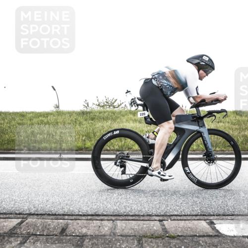 21.06.2026 - 29. Vierlanden-Triathlon H.Heesch http://msf.ph/oto/9868078 21.06.2026 10:44:10 Radfahren 50, 109, 135, 220, 228, 245, 357, 359 meine-sportfotos.de