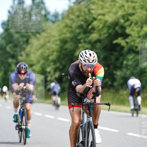 21.06.2026 - Viking Triathlon Michael Burmester http://msf.ph/oto/9868080 21.06.2026 12:22:25 Radfahren 94, 132, 142, 192, 262, 279, 318, 329, 369, 442, 523, 548, 606, 644 meine-sportfotos.de